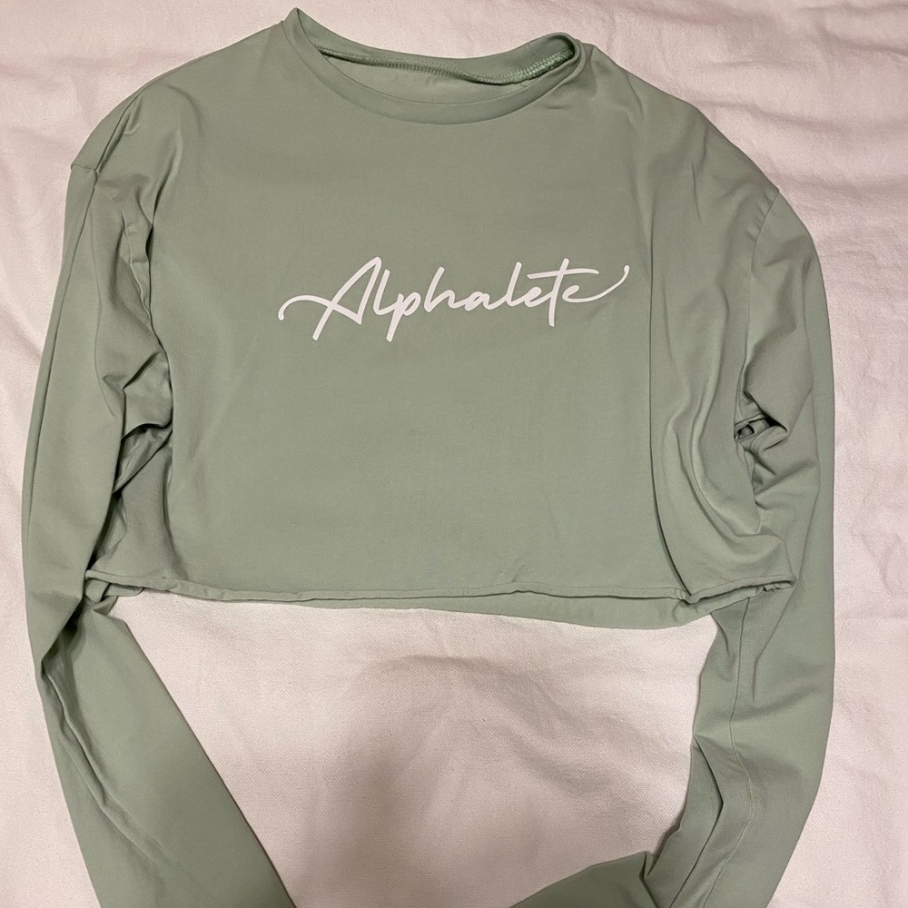 Alphalete Signature Long Sleeve